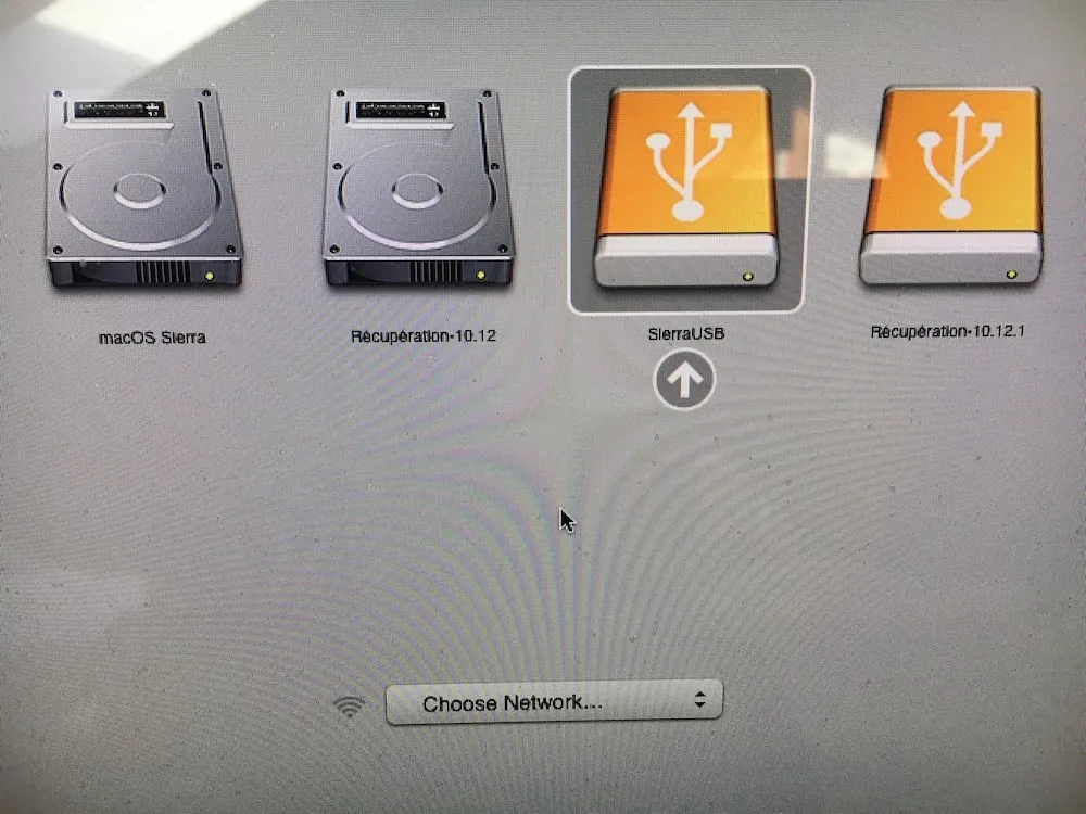 Installer macOS Sierra sur clé USB ou disque externe 8 Installer macOS Sierra sur cle USB gestionnaire de boot