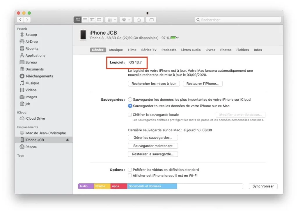 ipados 13.7 mise a jour avec Finder