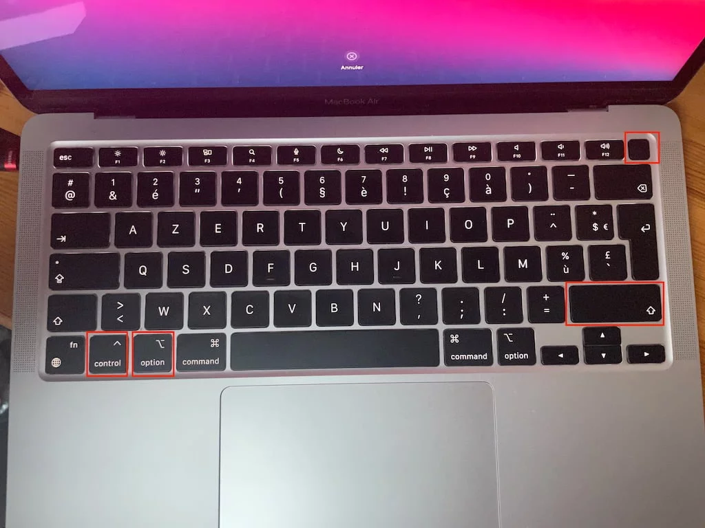 touche demarrage apple mac silicon restauration DFU apple configurator 2