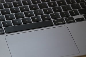 Activer le clic silencieux du Trackpad sur MacBook