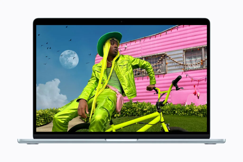 Apple-MacBook-Air-Liquid-Retina-display