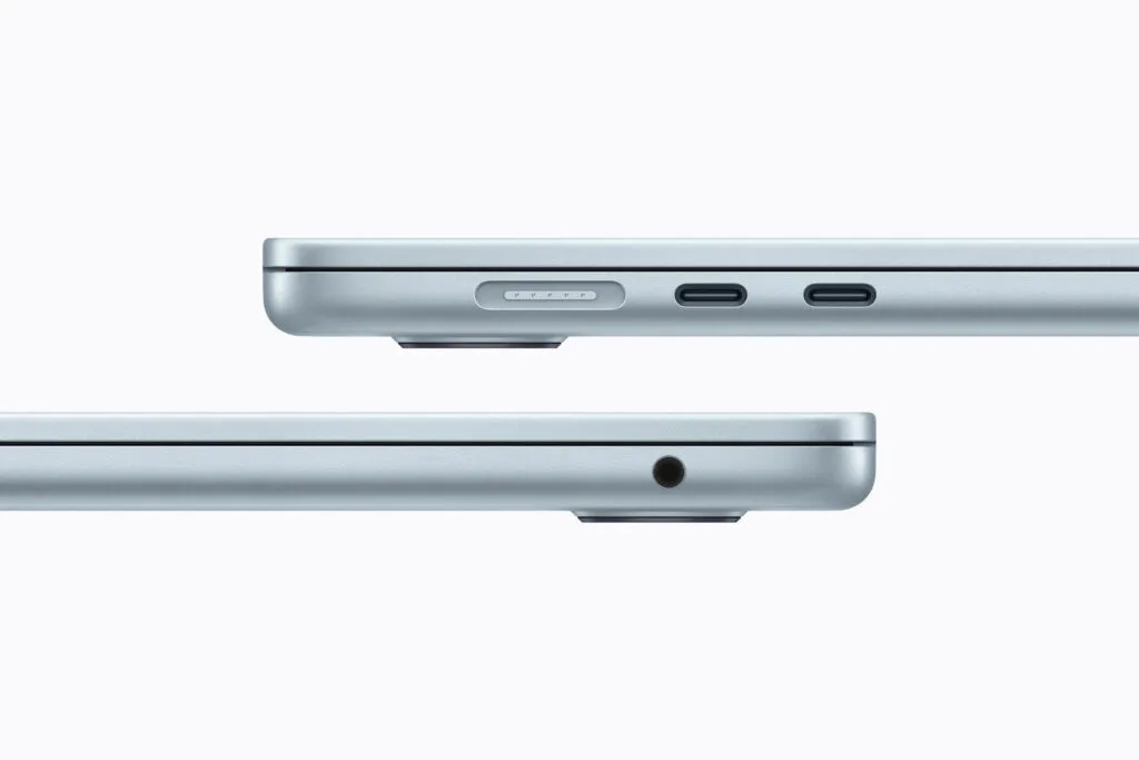Apple-MacBook-Air-ports